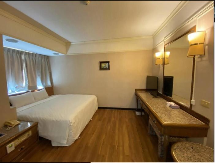 Tapeng Bay Holiday Hotel Donggang Buitenkant foto