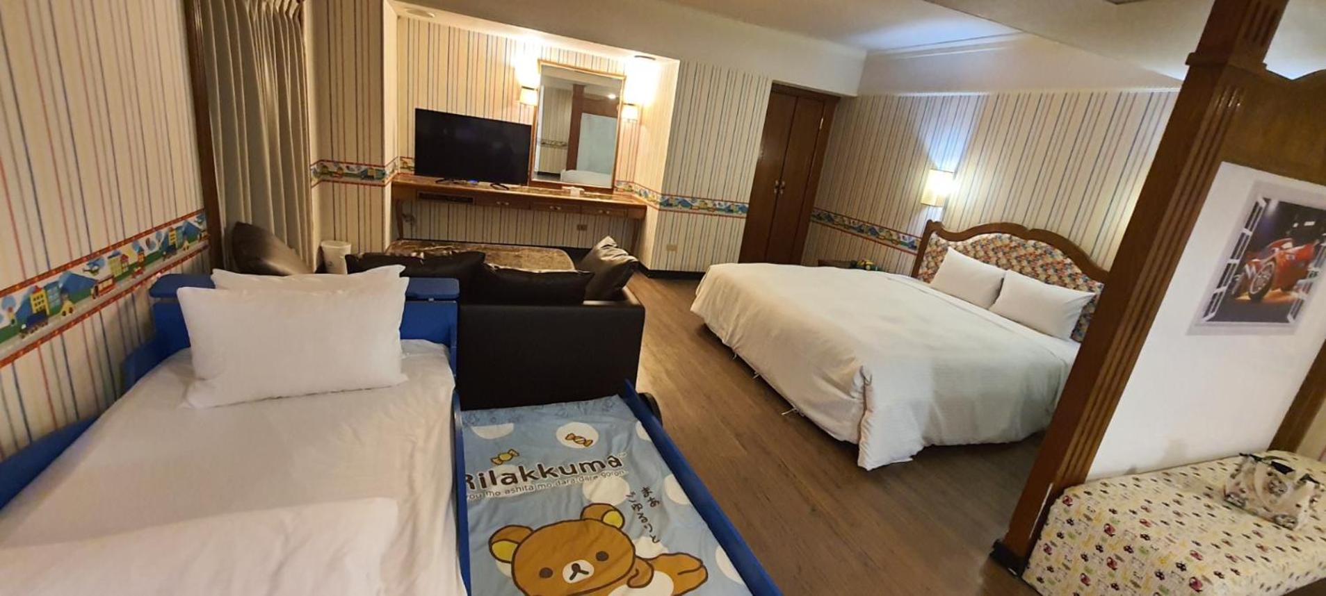 Tapeng Bay Holiday Hotel Donggang Buitenkant foto
