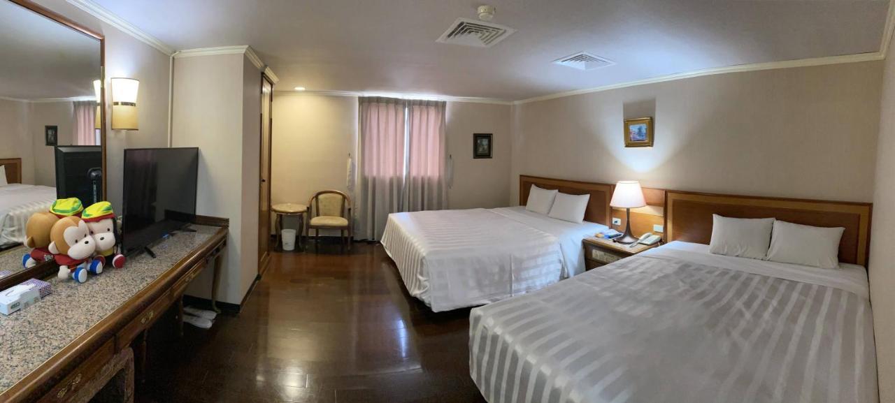 Tapeng Bay Holiday Hotel Donggang Buitenkant foto