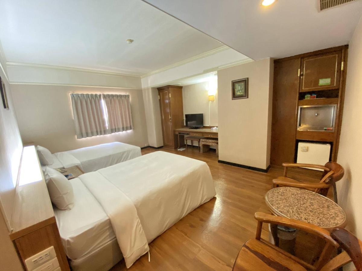 Tapeng Bay Holiday Hotel Donggang Buitenkant foto